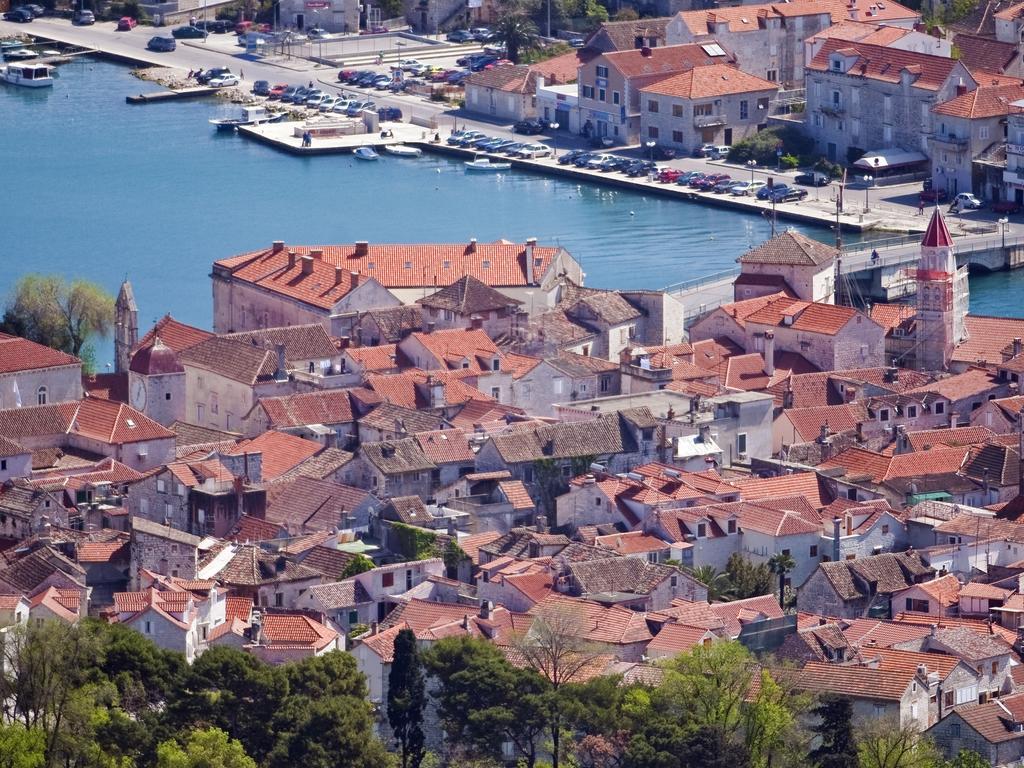 Apartment & Room Ursa Trogir Exterior foto